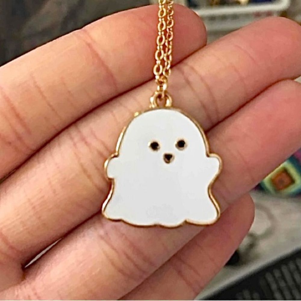 Ghost necklace   